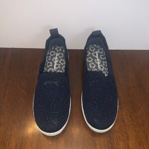 TOMMY BAHAMA Women's Mesh Slip On Flat Size 7.5 Navy Gel Insoles